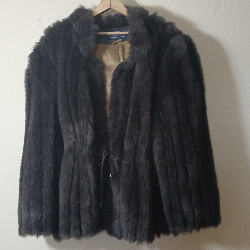 Women's Black faux fur Zip Jacket